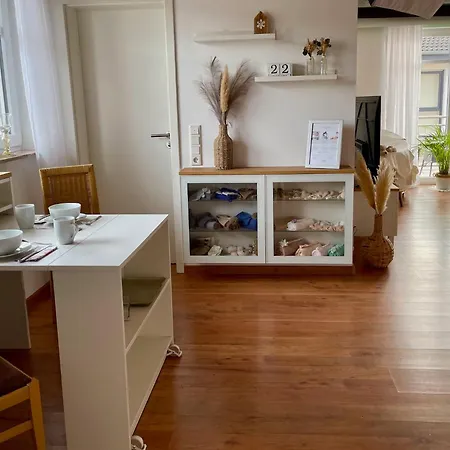Studio-apartment - Ihr Zuhause Auf Zeit In Einem Fotostudio! * 립슈타트